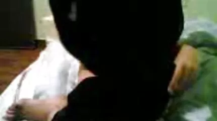 Smakelijk meisje pleasuring Man ' s krachtige lul duits meisje neuken