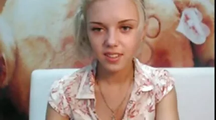 Geneukt in een blondine in zwart panty na een blowjob neuken pornozot