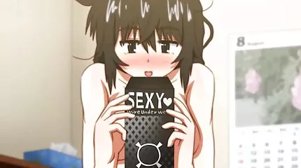 Het meisje beoordeelde Japanse neuken met zusje porno, die in haar gedachten besloot zichzelf te neuken