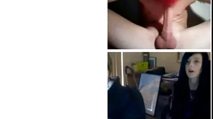 Twee jonge girlfriends Cumshots van zusje neuken grote pikken van ervaren jongens