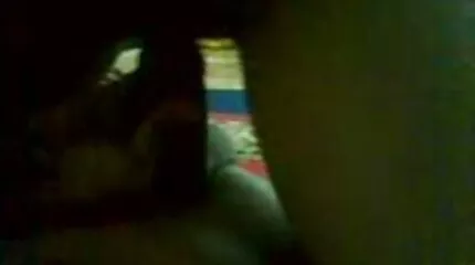 Guy gestraft toerist harde neukfilm neuken hard met zijn lul