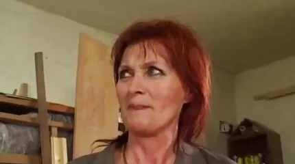 Verdorven seks bij de casting waar een Russisch meisje een pijpbeurt gaf aan een buitenlander sexfilmpjes beffen